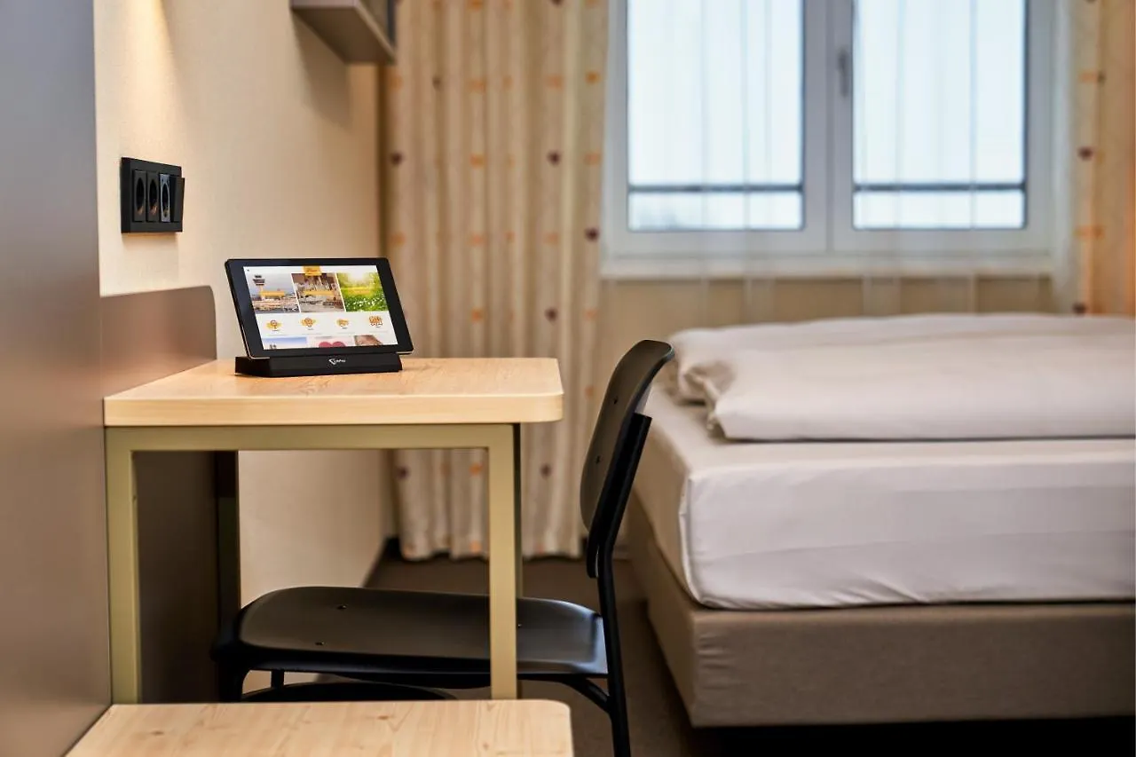 McDreams Hotel München-Airport Eching